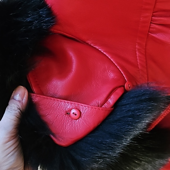 Red Leather Coat with Fox Fur Accents. LG $275. - Picture 4 of 8
